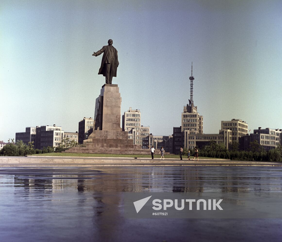Monument to Vladimir Lenin in Kharkiv