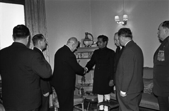 Condolences on death of Indian Prime Minister Lal Bahadur Shastri
