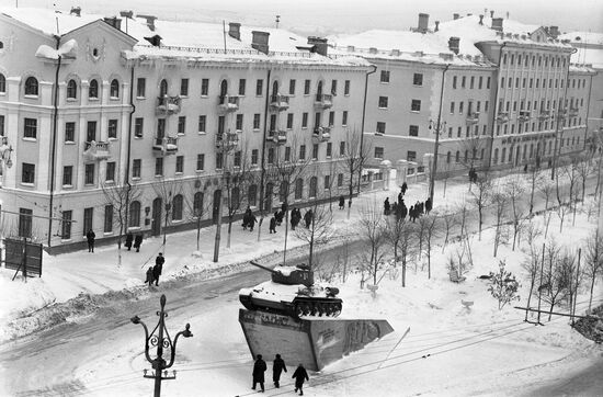 Monument Kirov Residents Help Front in Kirov city