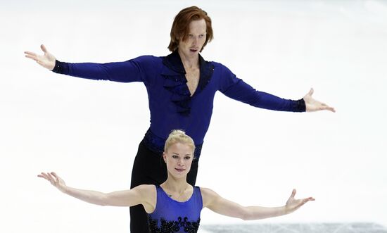 Russia Figure Skating Rostelecom Cup Pairs