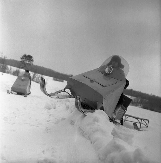 NAMI-05 snowmobile