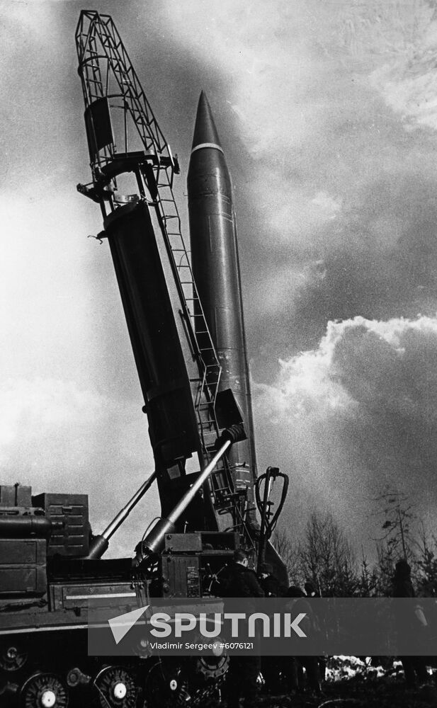 R-11/R-11M first-generation ballistic missile