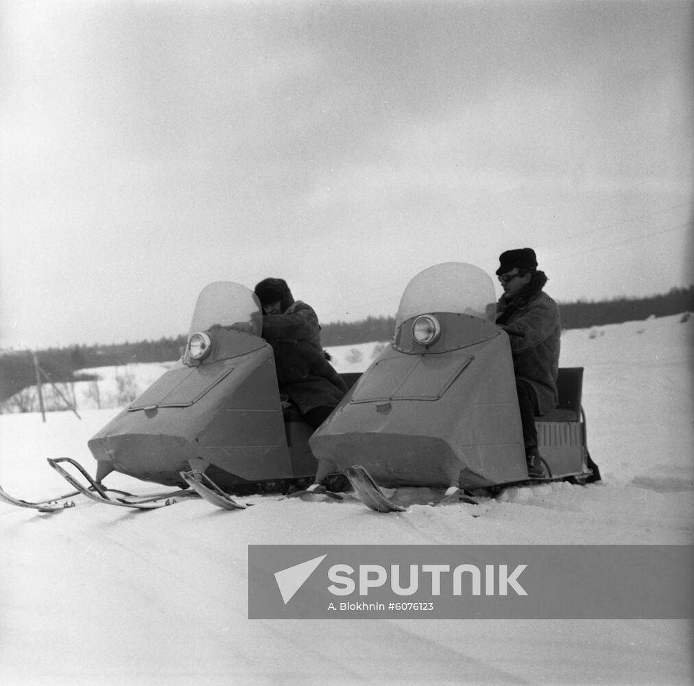 NAMI-05 snowmobile
