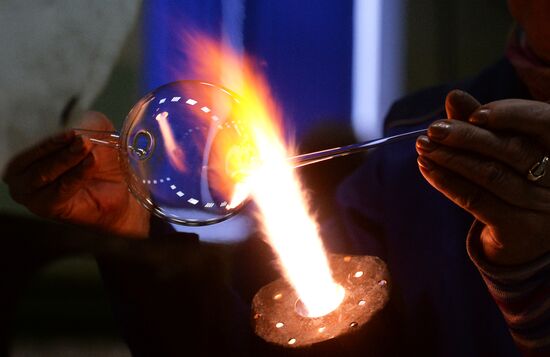 Christmas tree decorations made at Biryusinka factory in Krasnoyarsk
