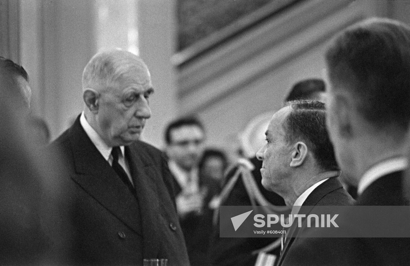 French President Charles de Gaulle visits USSR
