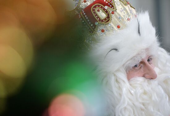 Russia New Year Preparations