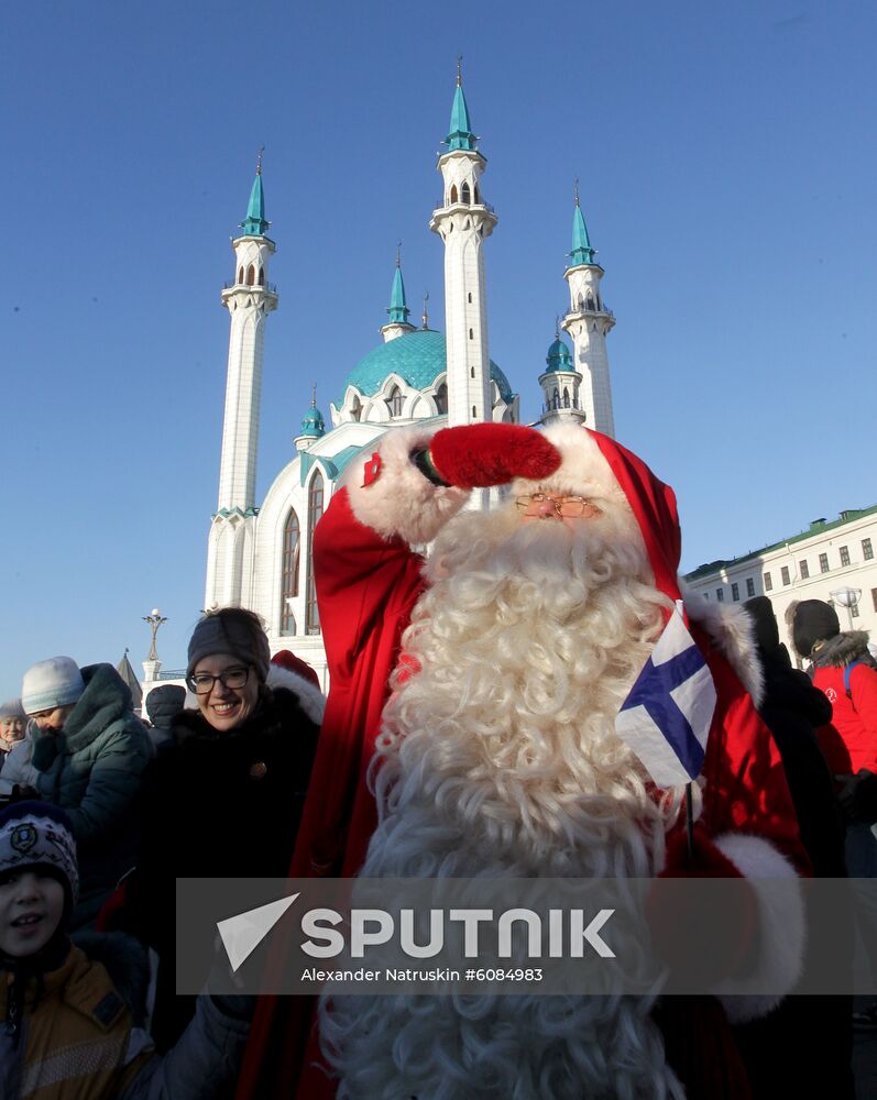 Russia New Year Preparations