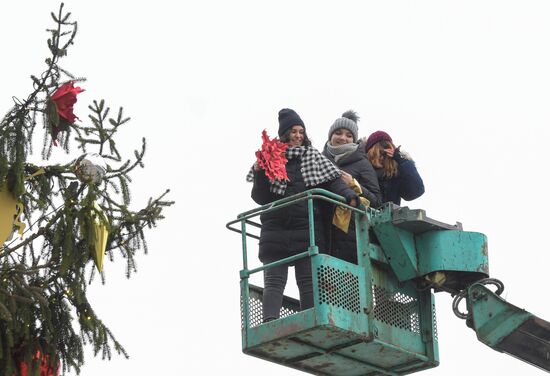 Russia New Year Preparations