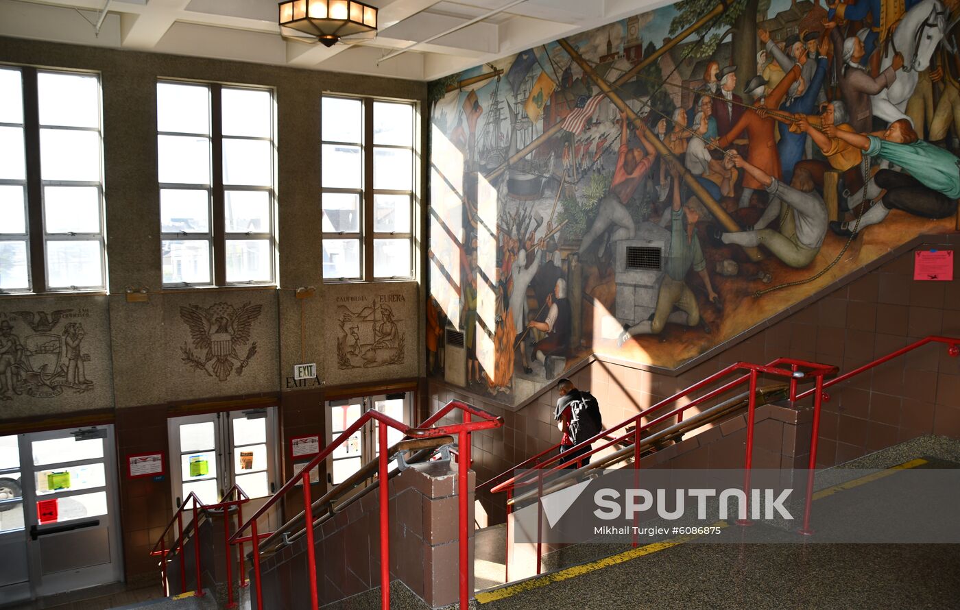 US George Washington High School Frescoes