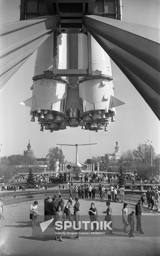 Tu-134 airliner and Vostok carrier rocket at USSR VDNKh exhibition