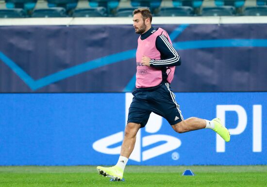 Russia Soccer Champions League Olympique Lyonnais