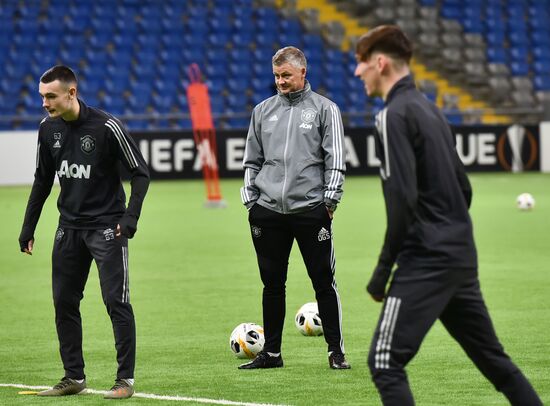 Kazakhstan Soccer Europa League Manchester United