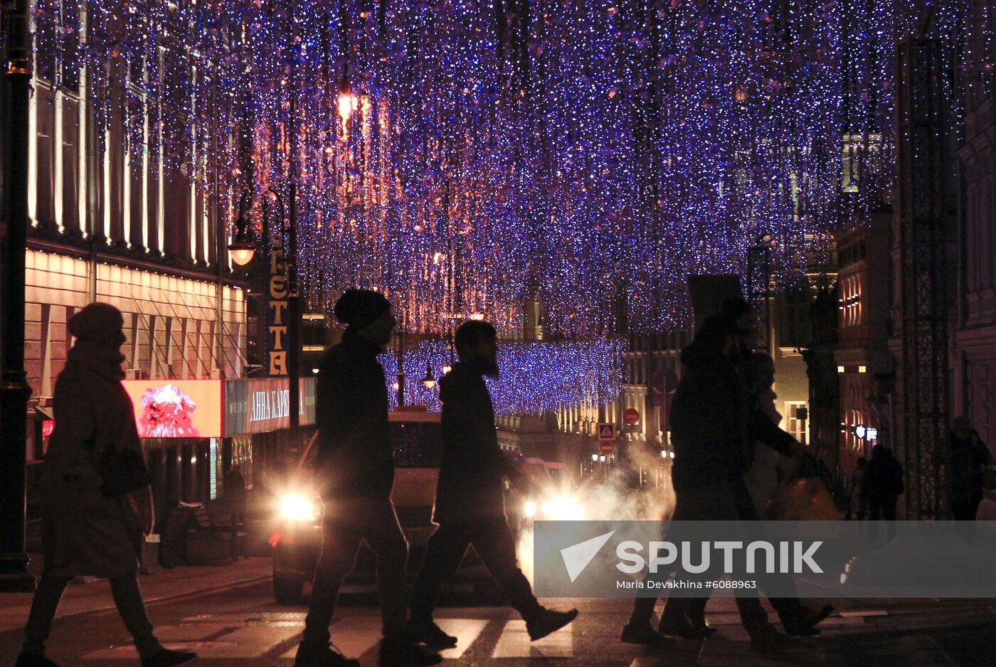 Russia New Year Preparations