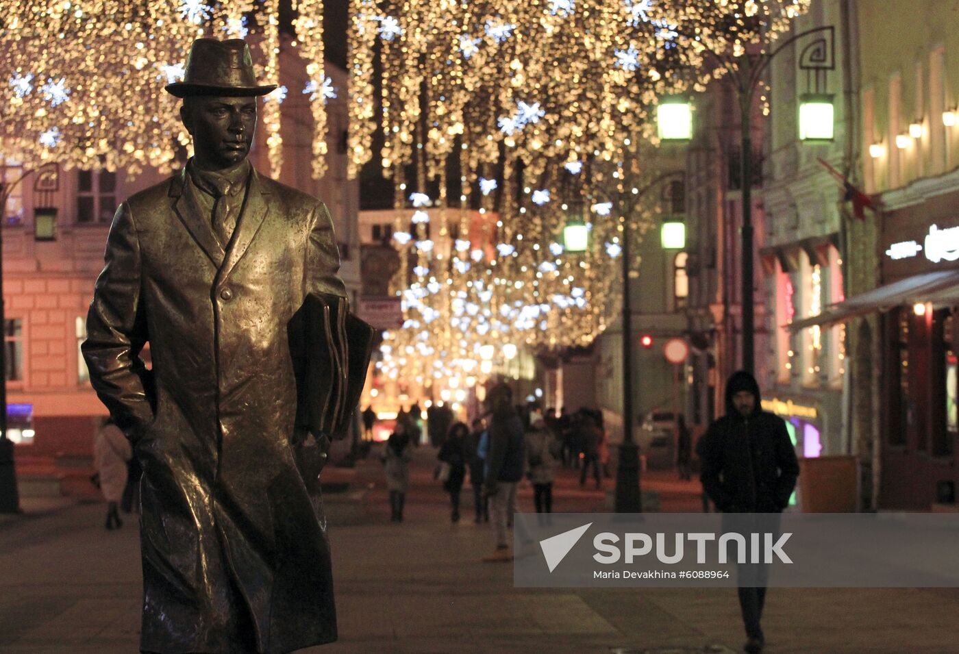 Russia New Year Preparations