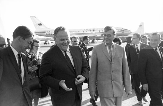 General Secretary of National Committee of Communist Party USA Gus Hall visits USSR