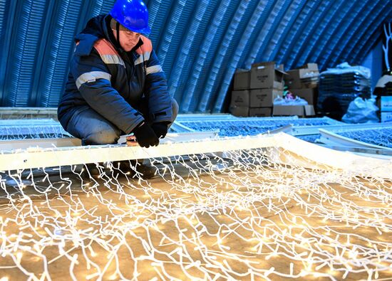 Russia New Year Preparations