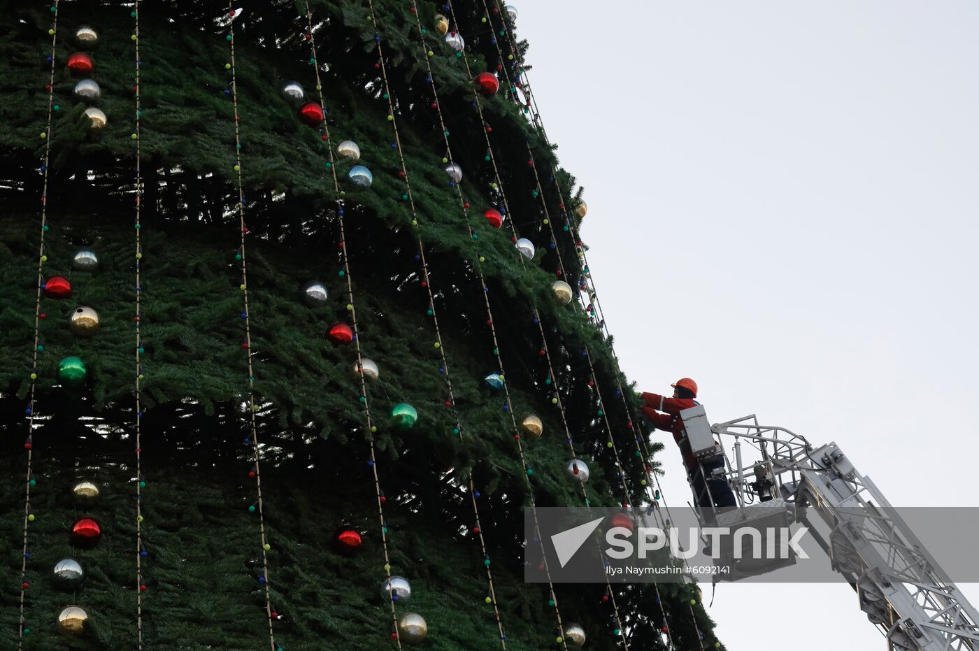 Russia New Year Preparations