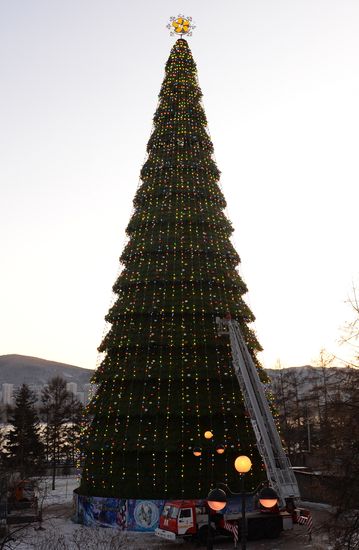 Russia New Year Preparations
