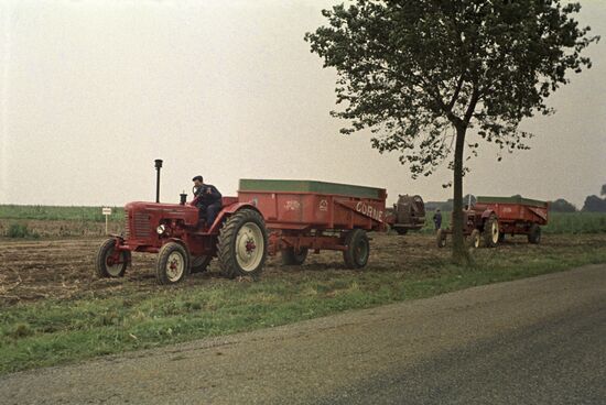 Soviet tractors in India