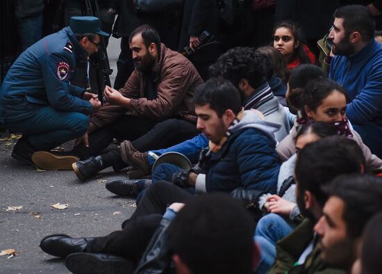 Armenia Protests