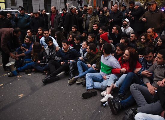 Armenia Protests