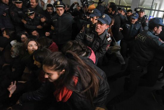 Armenia Protests
