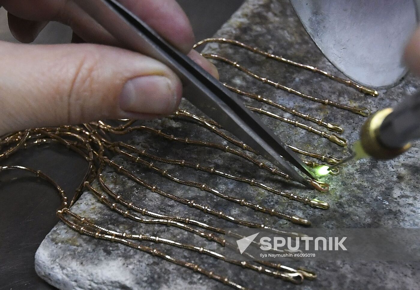Russia Jewelry Factory