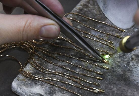 Russia Jewelry Factory