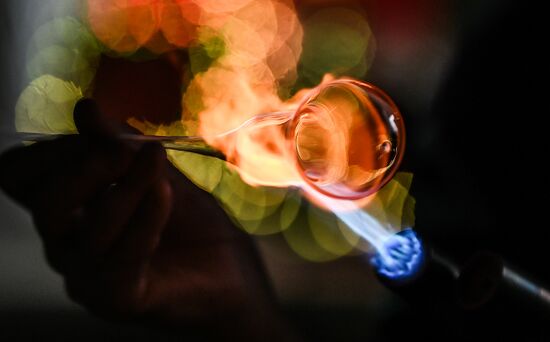 Russia New Year Preparations