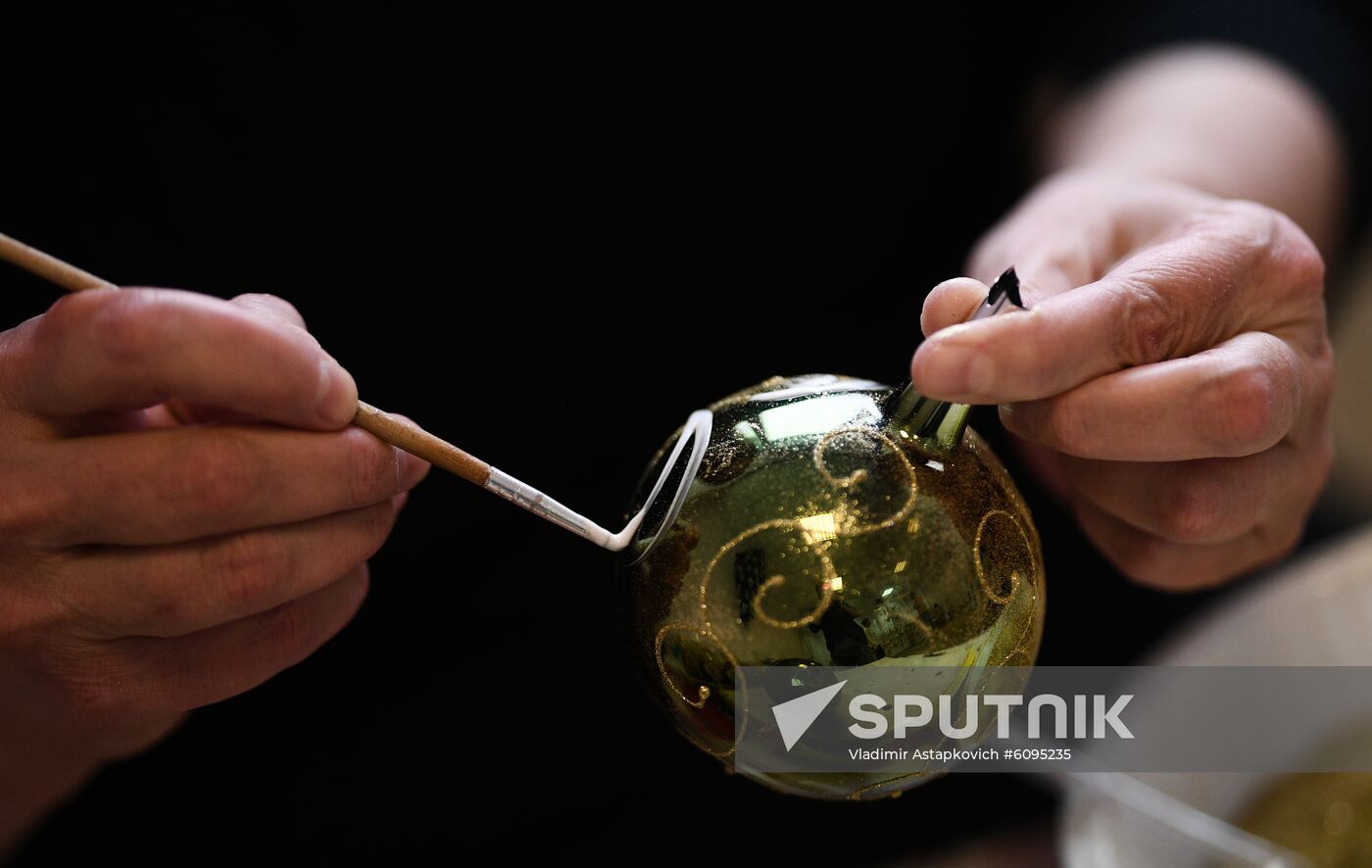 Russia New Year Preparations