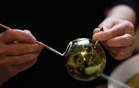 Russia New Year Preparations