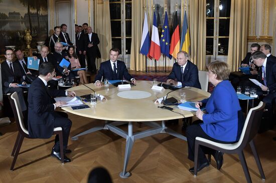 France Normandy Four Summit