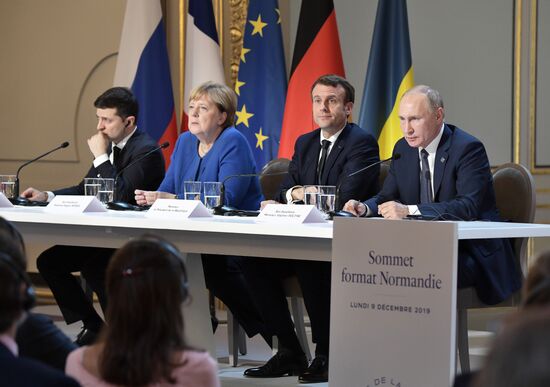 France Normandy Four Summit