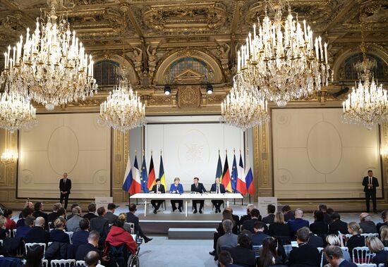 France Normandy Four Summit