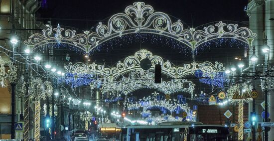 Russia New Year Preparation