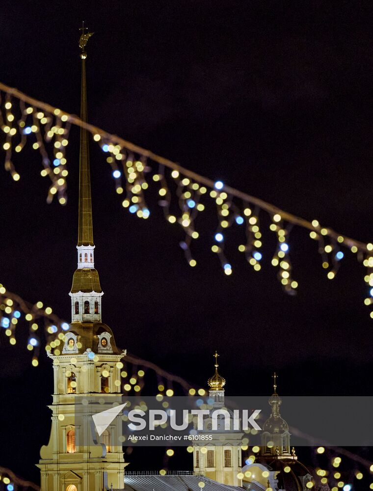 Russia New Year Preparation