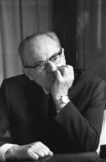 Soviet microbiologist Lev Zilber
