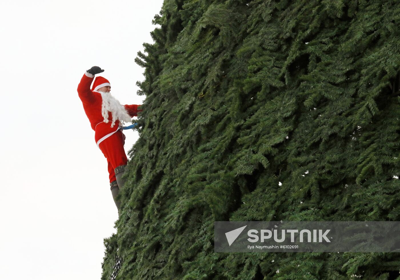 Russia New Year Preparations