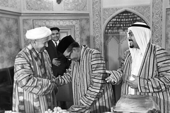 Delegation of Malaysian Muslims visits USSR