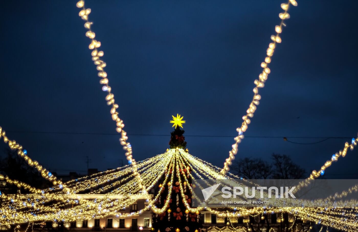 Russia New Year Preparations