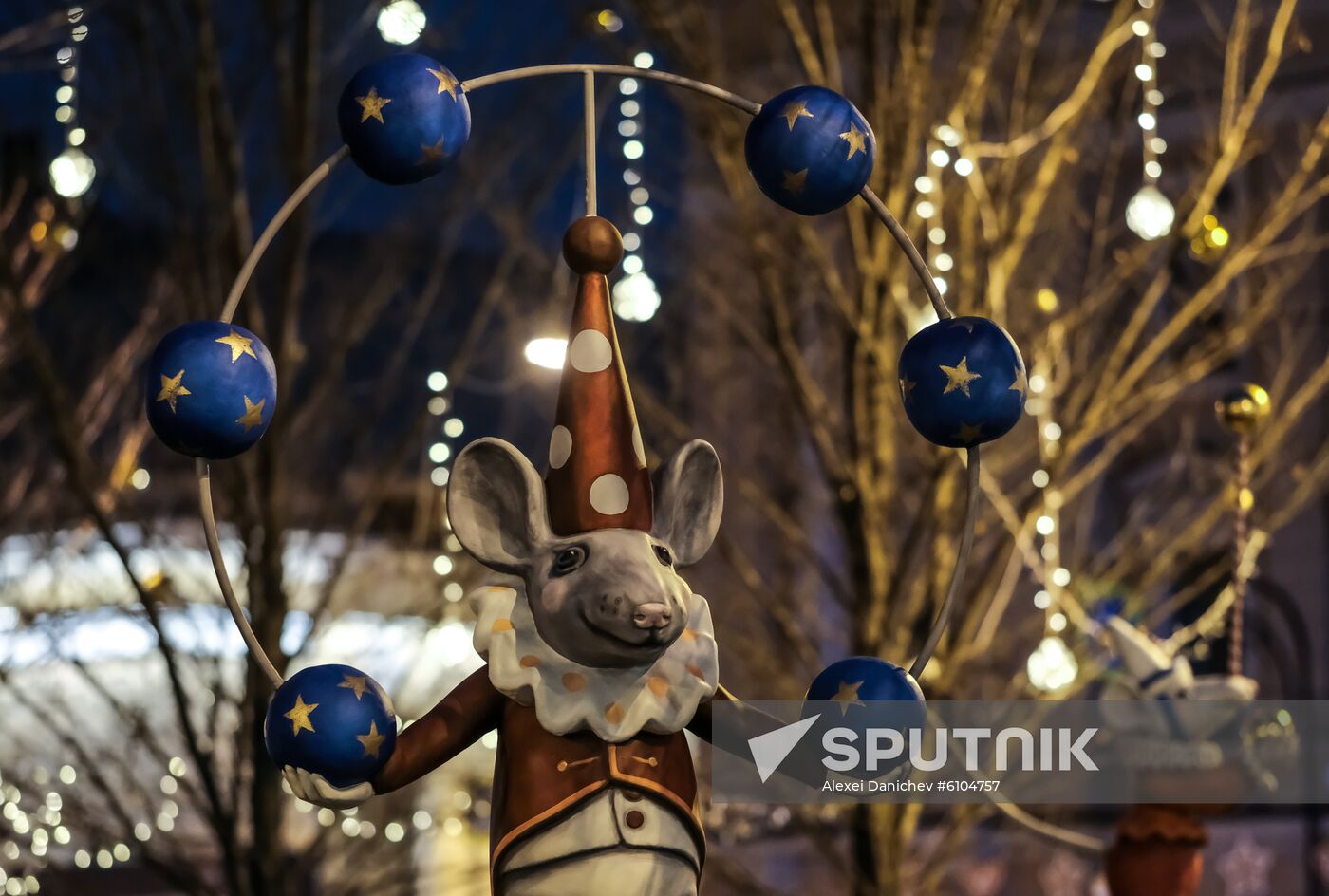 Russia New Year Preparations