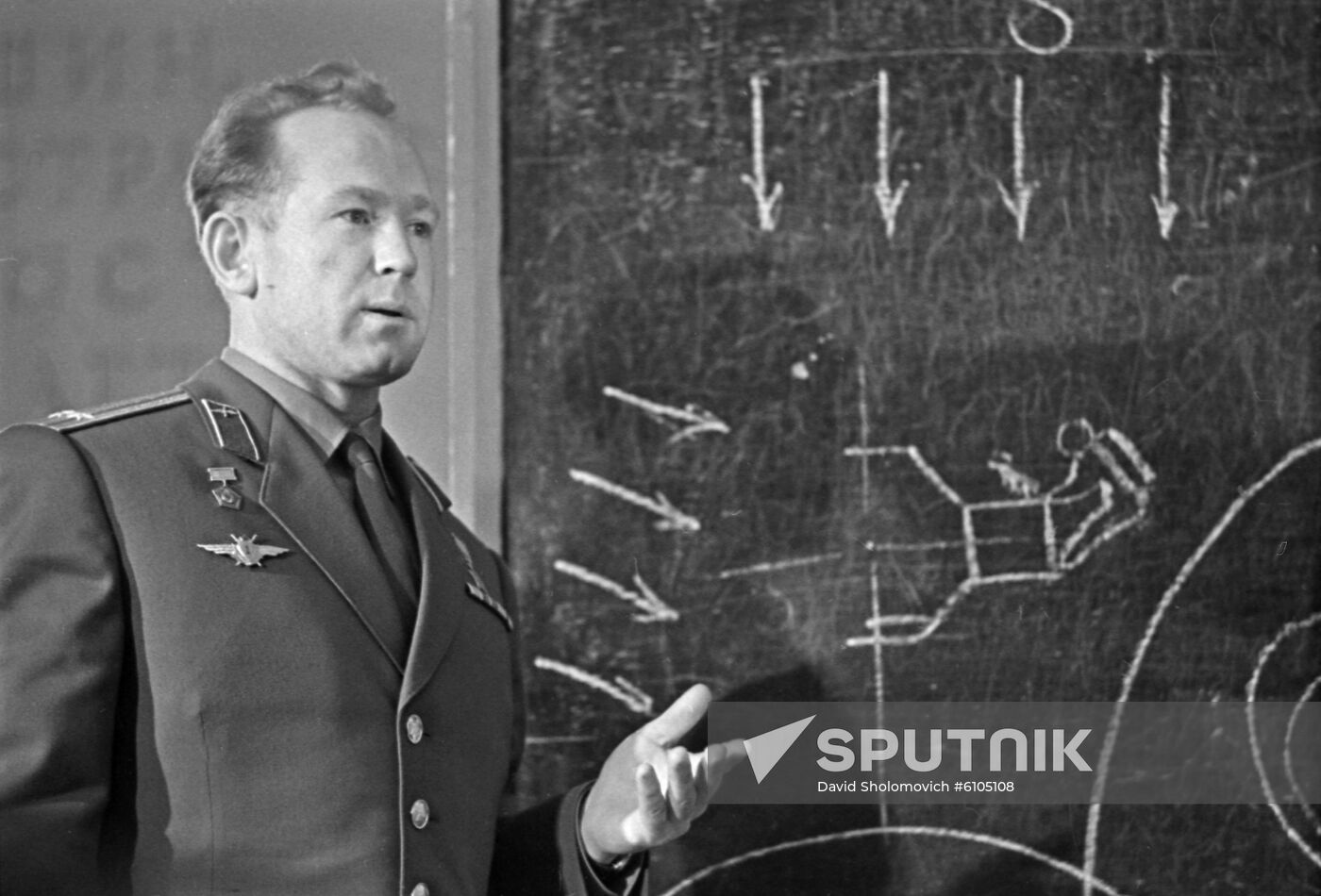 USSR pilot cosmonaut Alexei Leonov