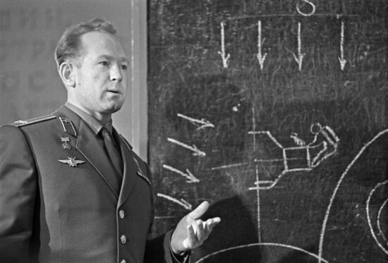 USSR pilot cosmonaut Alexei Leonov
