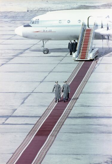 Greeting Voskhod-2 spacecraft crew at Vnukovo Airport