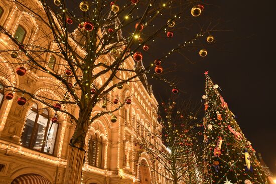 Russia New Year Preparations