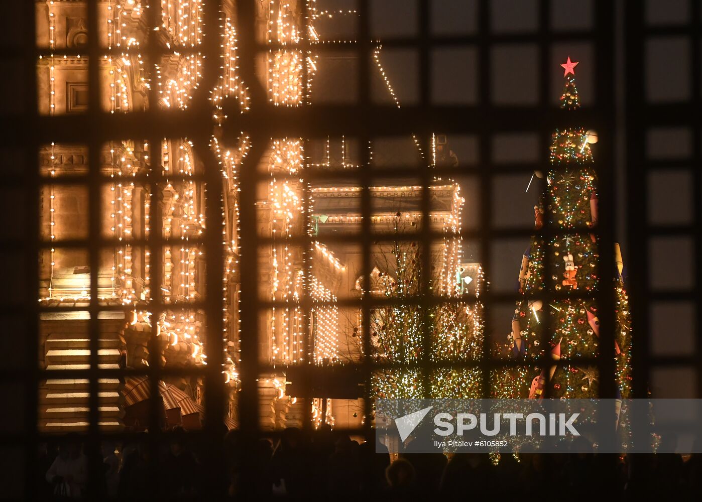 Russia New Year Preparations