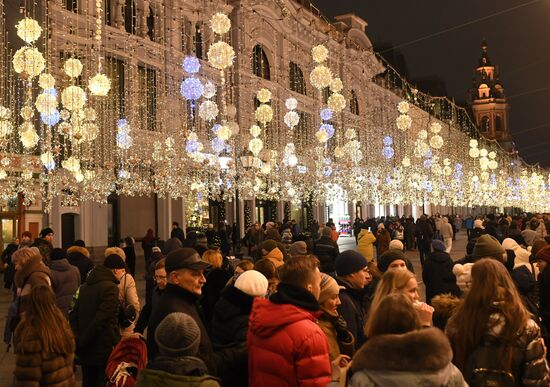 Russia New Year Preparations