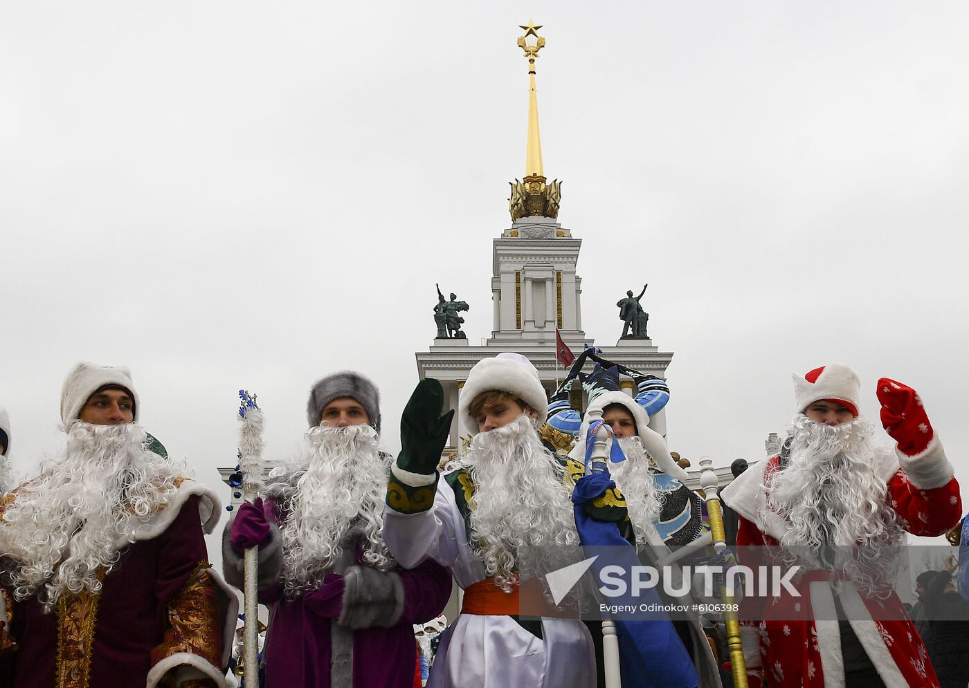 Russia New Year Preparations