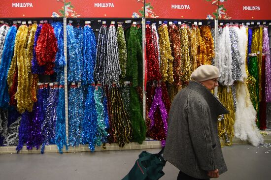 Russia New Year Preparations