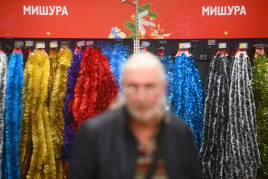 Russia New Year Preparations